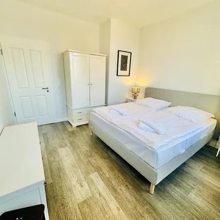 Apartment Vormann Jantzen, Direkt Am Leuchtturm Rostock